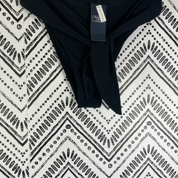 Nwt Women Abercrombie & Fitch Solid Black High Leg Cheeky Swim Bottom Sz S - Picture 5 of 8
